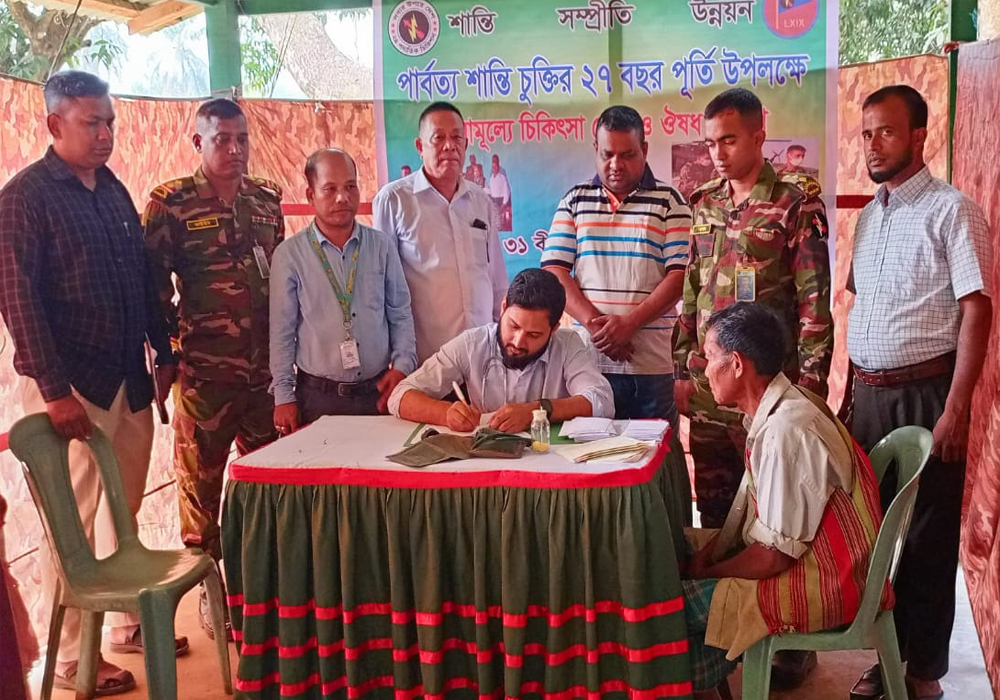 আলীকদম সেনা জোনের উদ্যোগে ফুটবল টুর্ণামেন্ট, কম্বল বিতরণ ও ফ্রি মেডিকেল ক্যাম্প