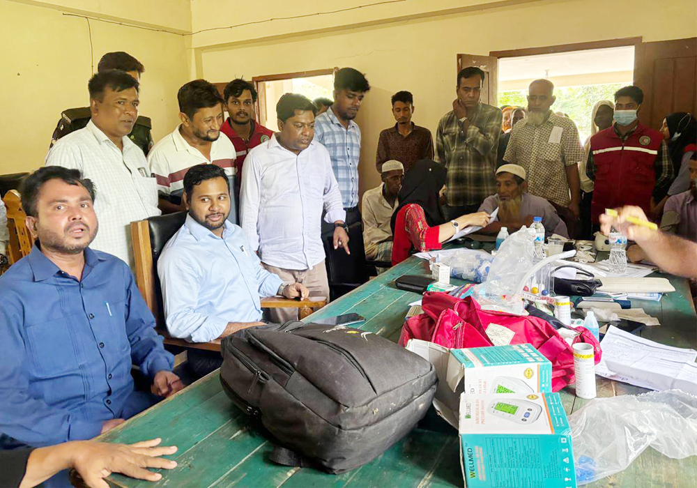 আলীকদমে বিনামূল্যে চিকিৎসা: ২০ লাখ টাকার সেবা পেলো ৫ হাজার মানুষ