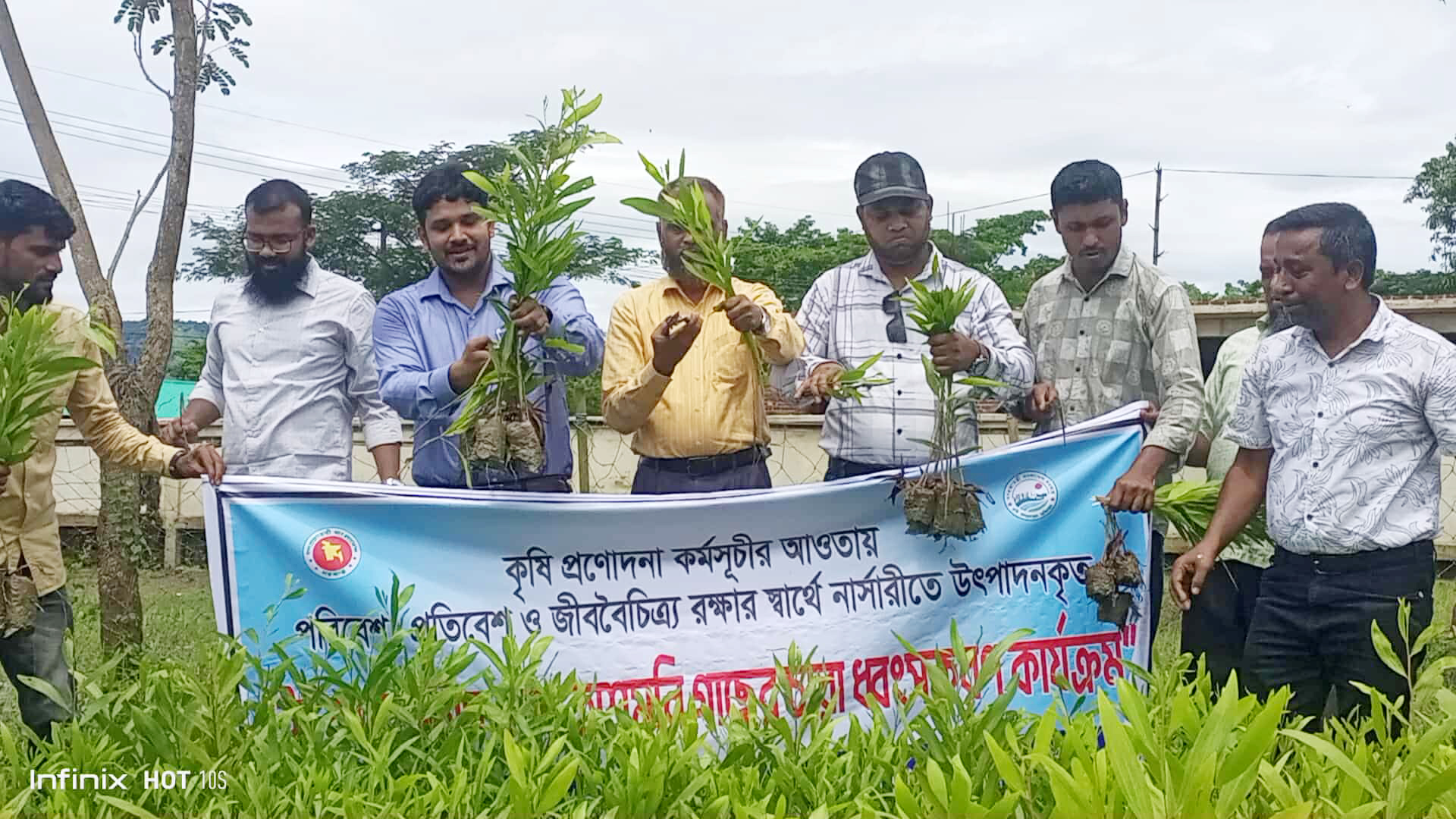আলীকদমে পরিবেশ রক্ষায় ইউক্যালিপটাস ও আকাশমনি চারা ধ্বংস কার্যক্রম শুরু